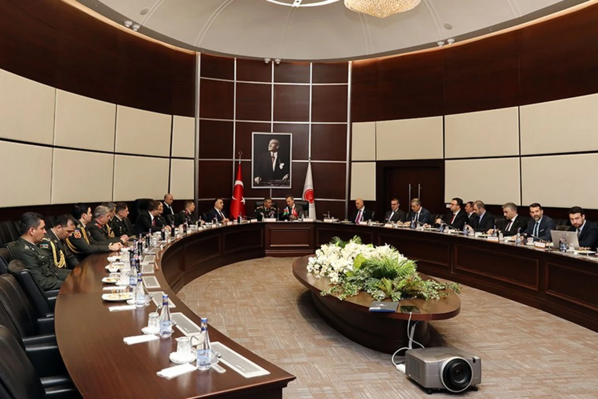 Azərbaycanla Türkiyə arasında hərbi-texniki sahədə əməkdaşlığın inkişaf perspektivləri müzakirə olunub - FOTO