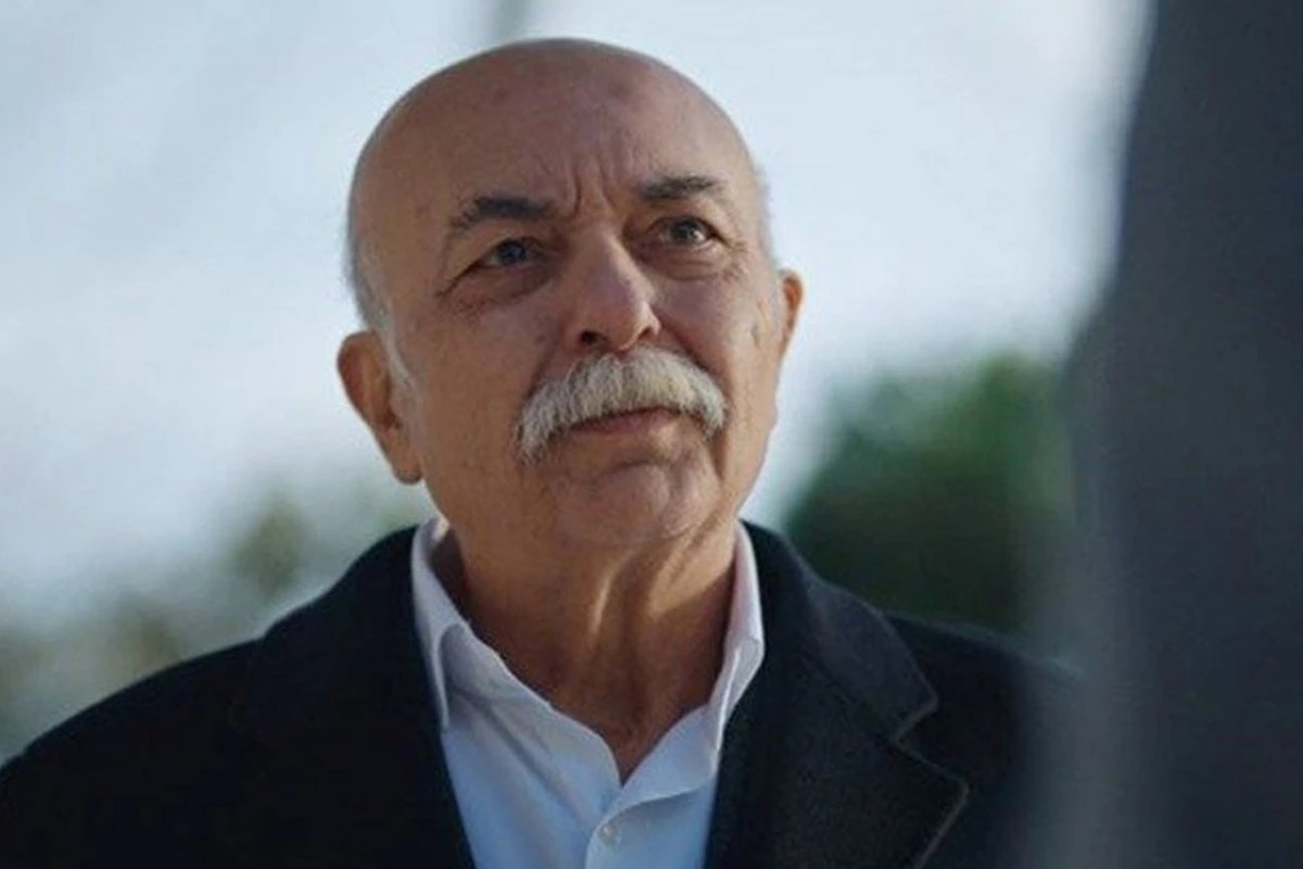 Kızılcık Şerbetinin baş rol ifaçısı üçüncü dəfə əməliyyat olunub Kızılcık Şerbetinin baş rol ifaçısı üçüncü dəfə əməliyyat olunub