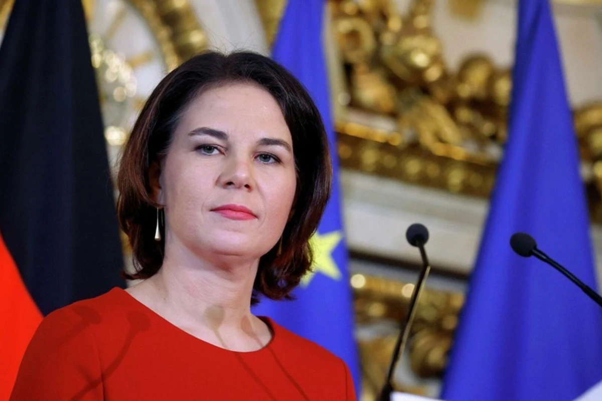 Berbok: Kiyev daha çox uzaqmənzilli silahlar almalıdır