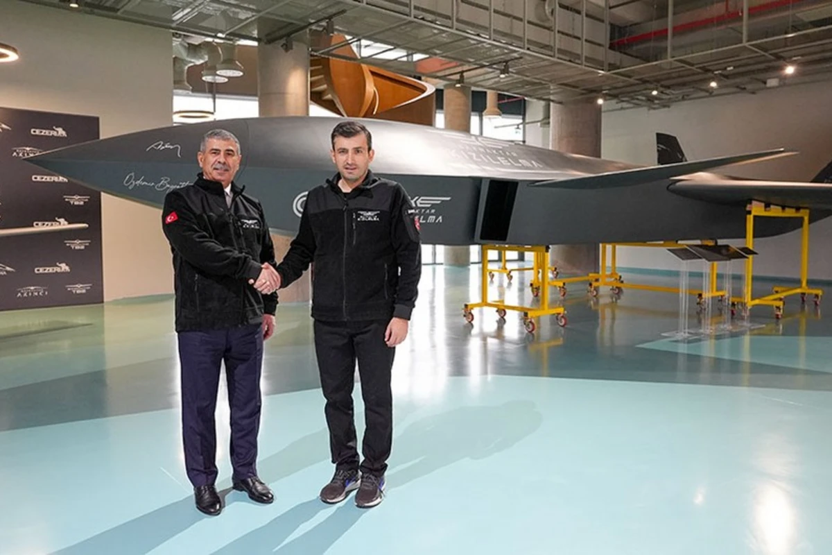 Azərbaycanın müdafiə naziri Selçuk Bayraktar ilə görüşüb - FOTO