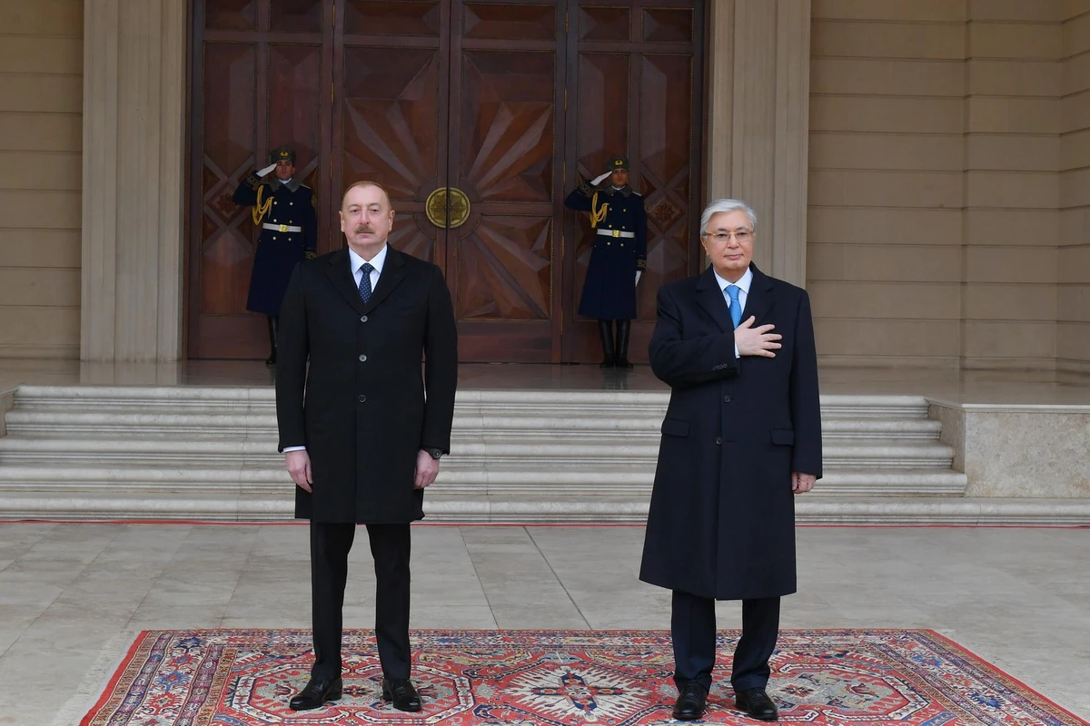Qazaxıstan Prezidenti Kasım-Jomart Tokayevin rəsmi qarşılanma mərasimi olub - YENİLƏNİB - FOTO