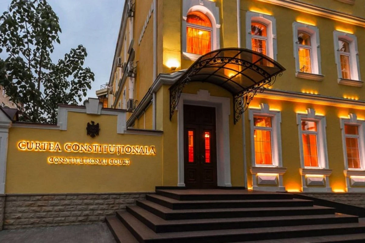 Moldova Konstitusiya Məhkəməsi dövlət dilinin adının rumın dilinə dəyişdirilməsinə qərar verib