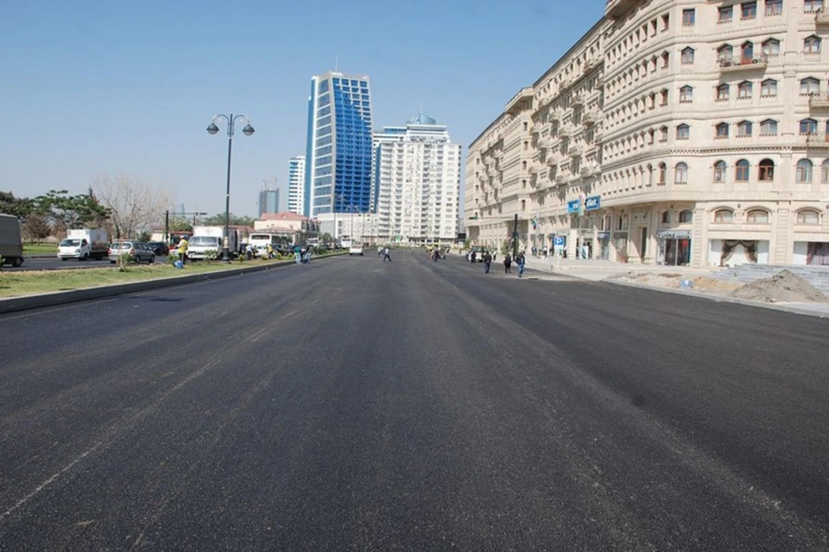8 Noyabr prospektindən istifadə edənlərin NƏZƏRİNƏ - Martın 15-dən...