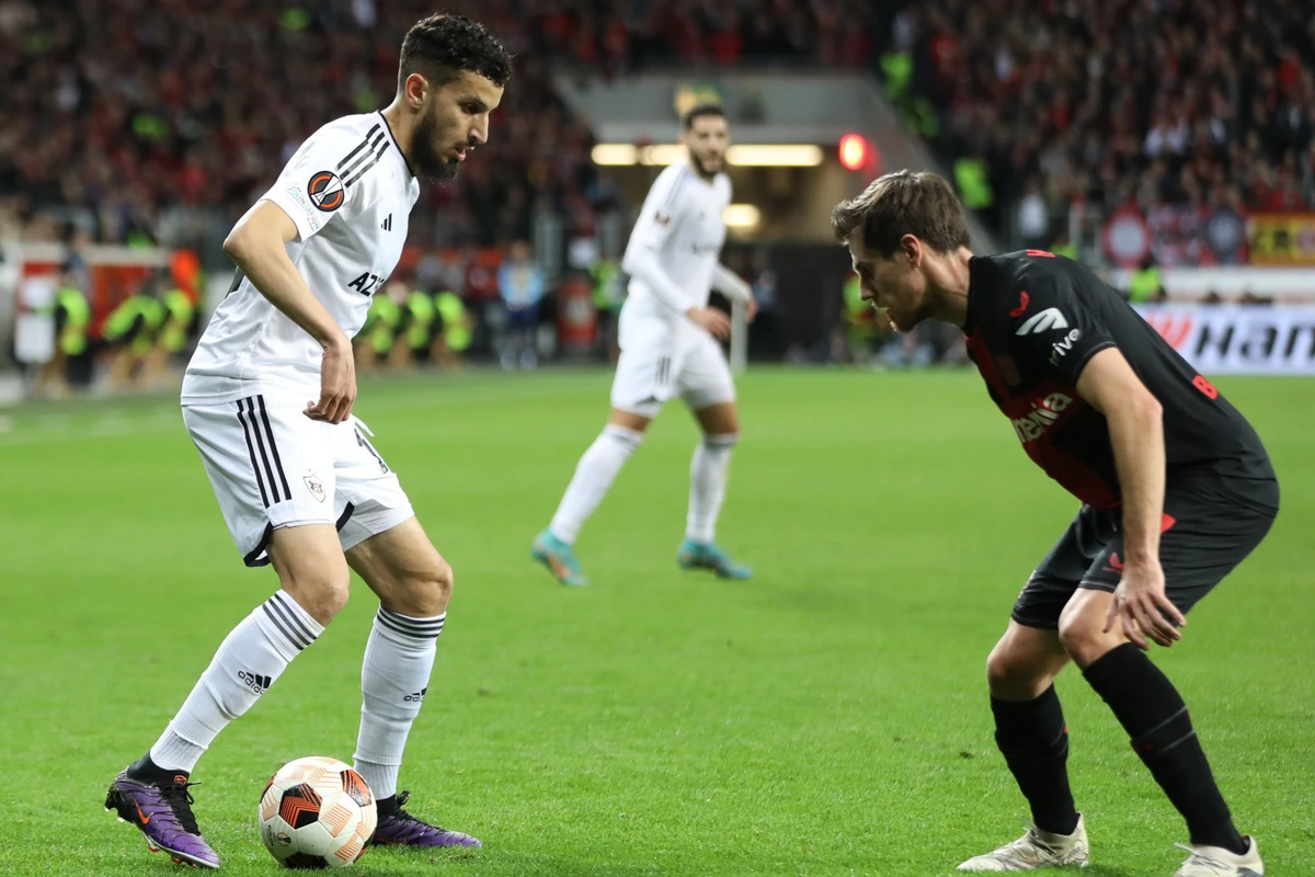“Bayer” Qarabağla oyunda son dəqiqə qolu ilə növbəti mərhələyə çıxır - 3:2 - YENİLƏNİB-6