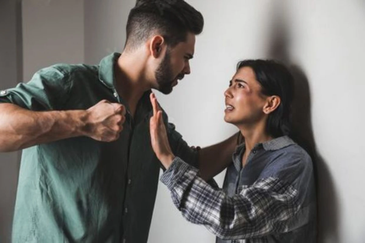 Salyanda qadın qonşusu ilə ərinə xəyanət etdi - Dəhşətli cinayətin TƏFƏRRÜATI Salyanda qadın qonşusu ilə ərinə xəyanət etdi - Dəhşətli cinayətin TƏFƏRRÜATI