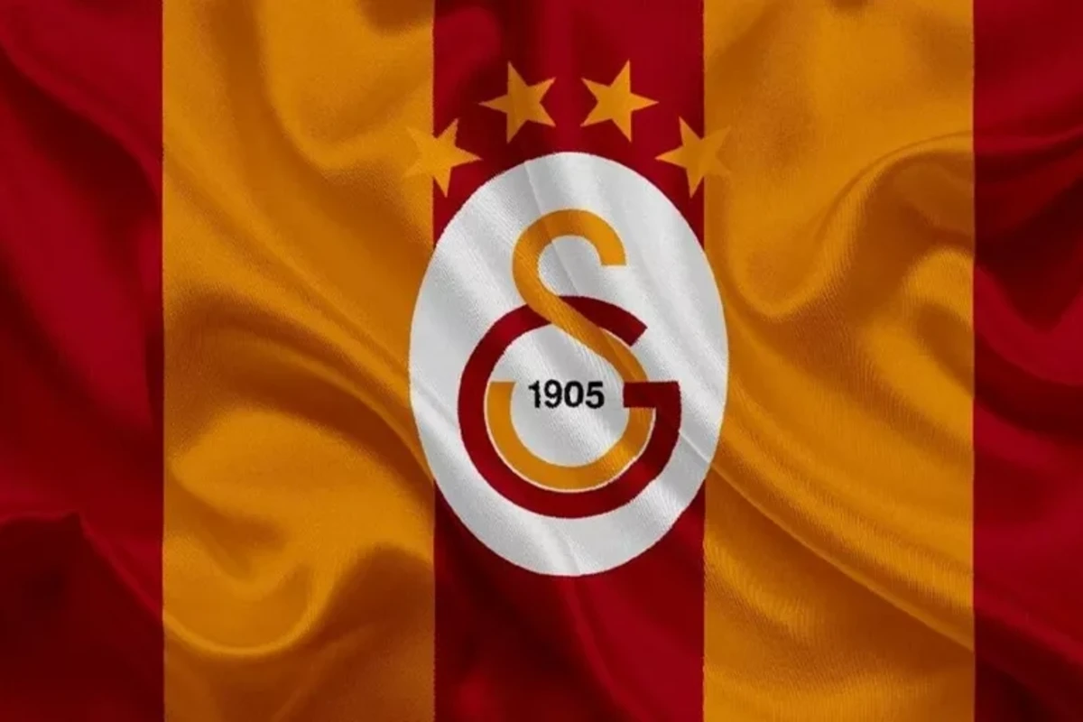 Qalatasaray iki futbolçu üçün hərəkətə keçir