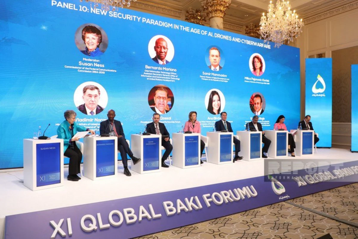 Bakı Forumu: Süni intellekt və dronlar əsrində yeni təhlükəsizlik paradiqması mövzusunda panel iclası keçirilib - FOTO