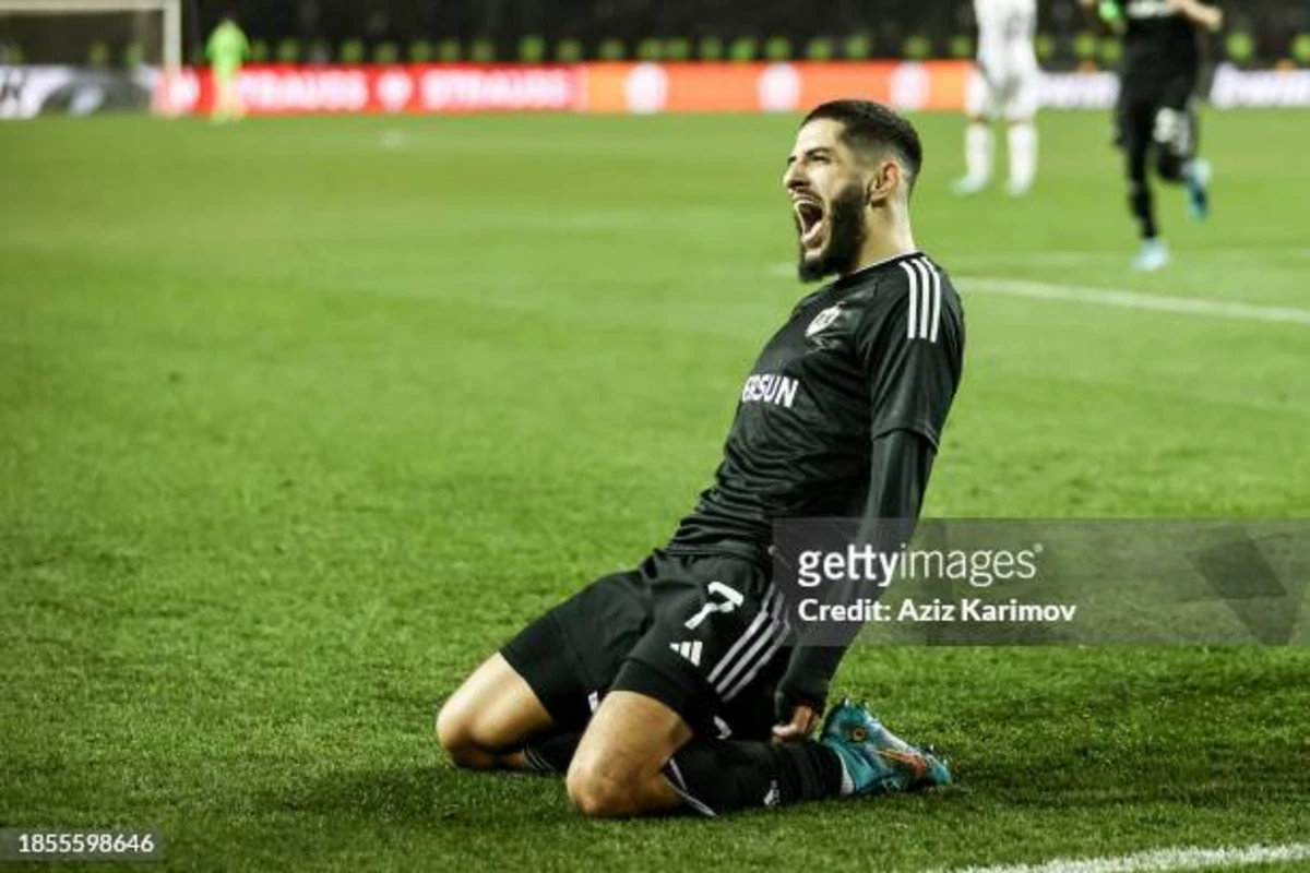 “Qarabağ”ın yarımmüdafiəçisi Əlcəzair yığmasına qayıdır - FOTO