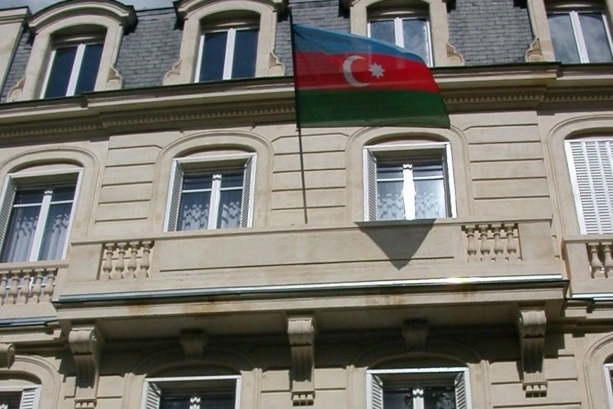 Azərbaycanın Fransadakı səfirliyi həmyerlilərimizə müraciət edib
