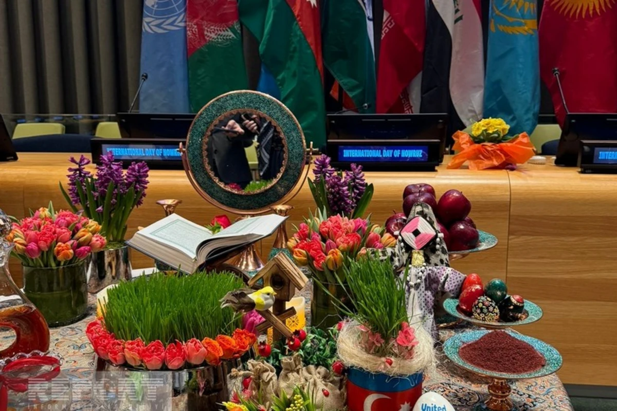 BMT-də Novruz şənliyində Azərbaycan mədəniyyəti, tarixi, təamları nümayiş olunub - FOTO