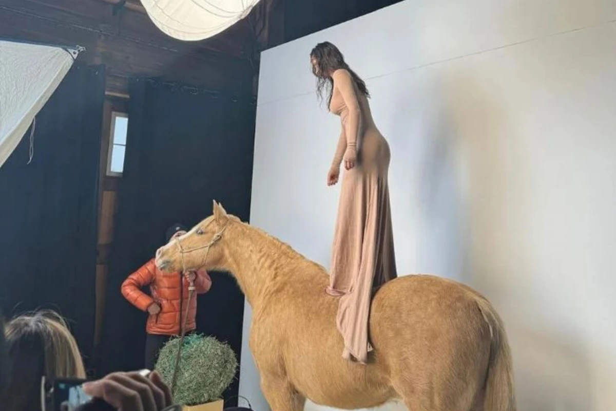 Məşhur modelin bu görüntüləri tənqid edildi - FOTO