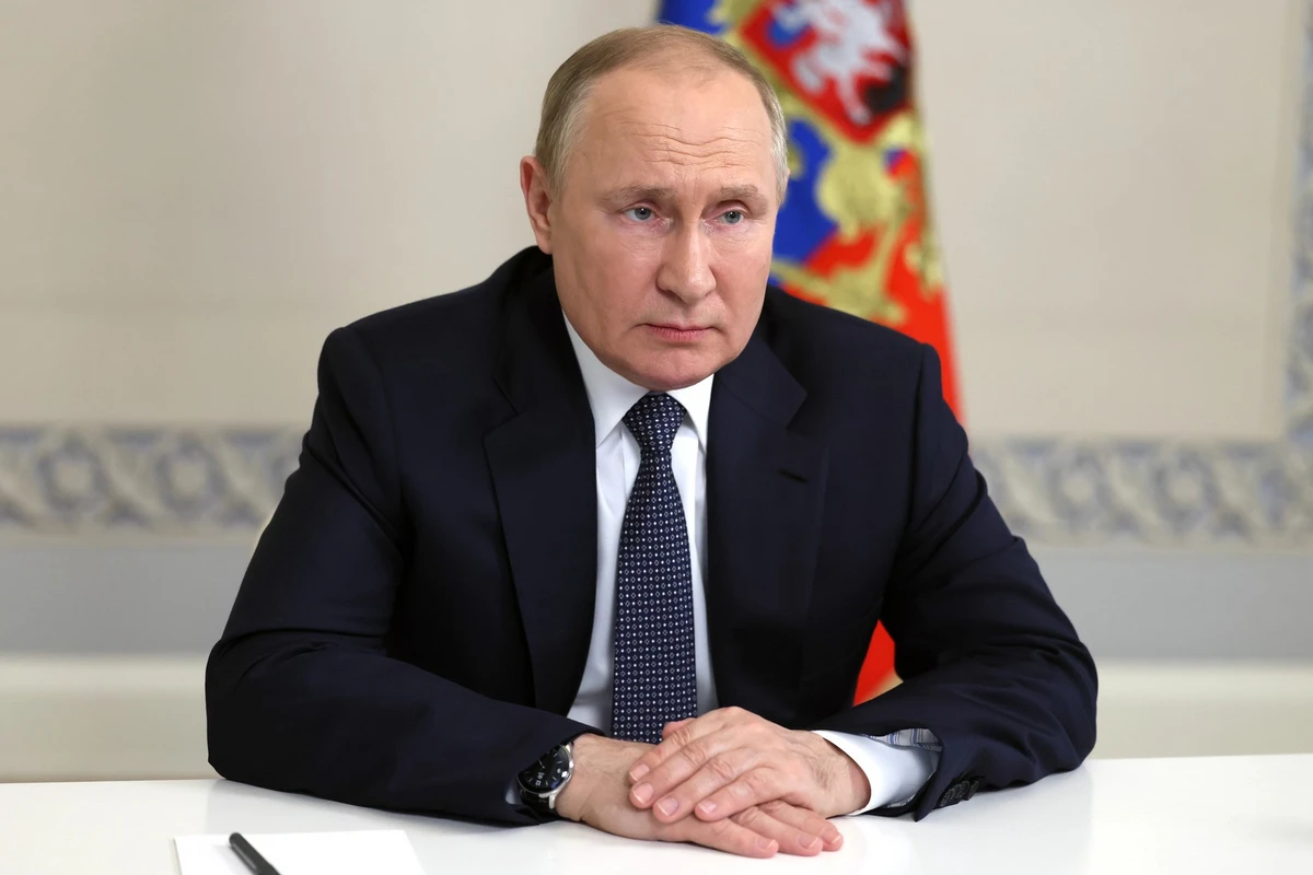 Путин объявил 24 марта днем общенационального траура