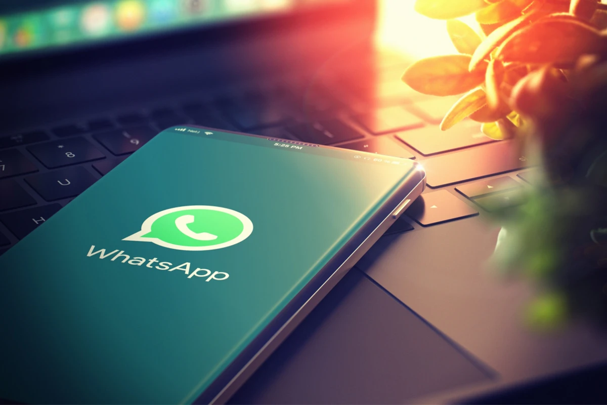 В WhatsApp появилась встроенная нейросеть для редактирования фото - ФОТО