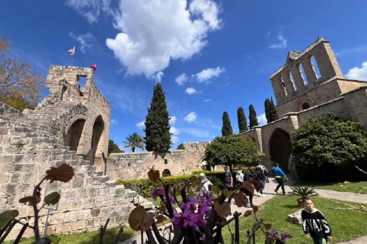 Dörd fəsil dəniz mövsümü olan şimal adası - FOTOREPORTAJ