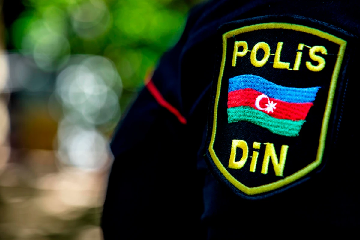 Polis itkin düşən bu şəxsi axtarır - FOTO
