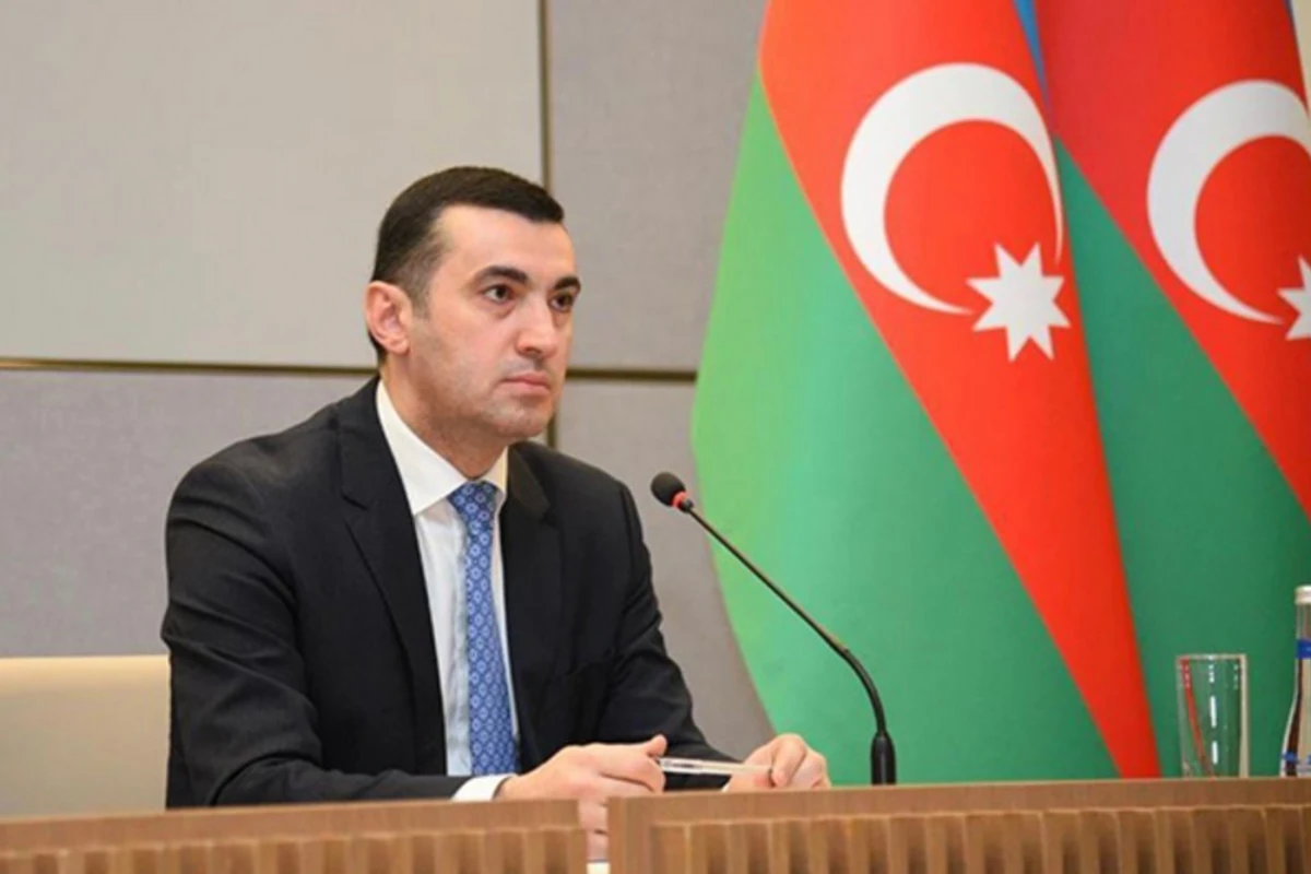 Ayxan Hacızadə: Rasmussen NATO-nun keçmiş Baş katibi statusundan sui-istifadə edir