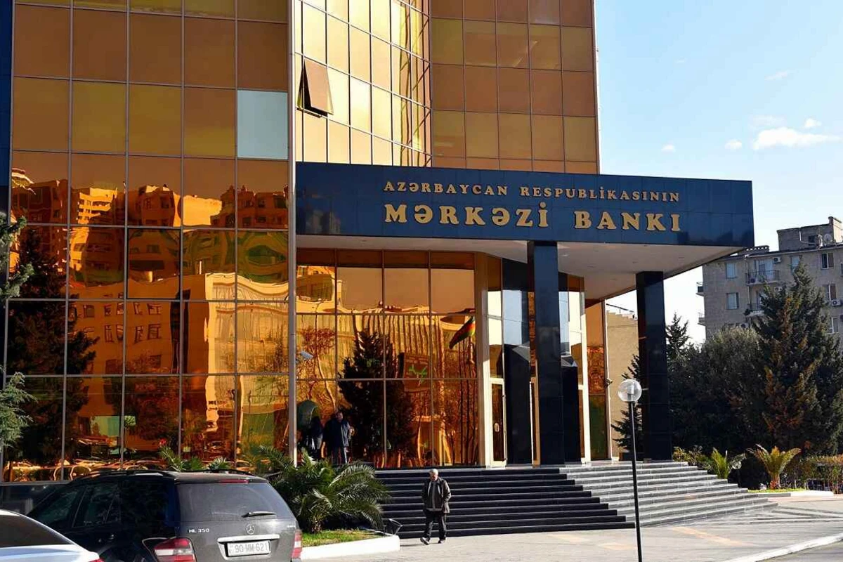 Azərbaycan Mərkəzi Bankı uçot dərəcəsini azaldıb