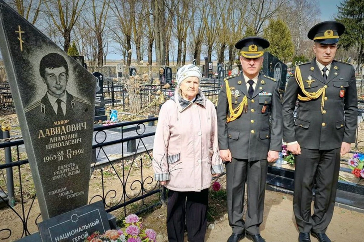 Belarusda Azərbaycanın Milli Qəhrəmanı Anatoliy Davidoviçin xatirəsi anılıb