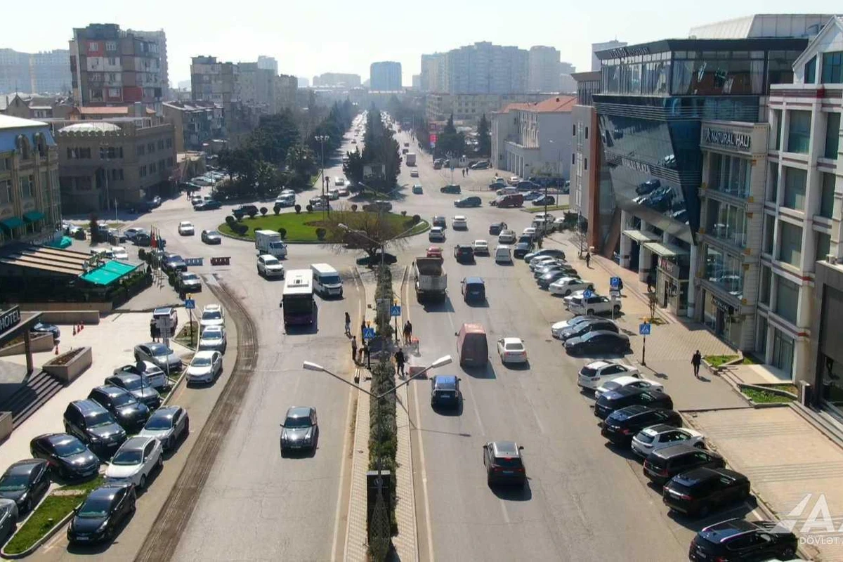 Bakının Əhməd Rəcəbli küçəsi təmir olunur - FOTO