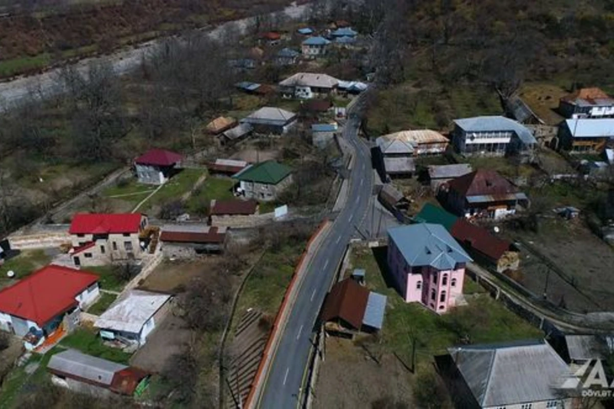Qaxda Aşağı Malax-Qaşqaçay-Armudlu yolu yenidən qurulub - FOTO