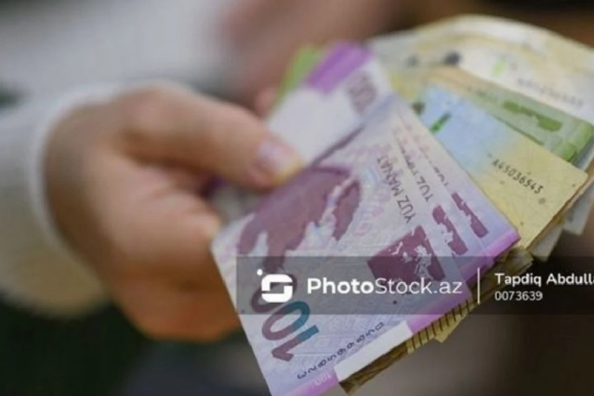 В Азербайджане введены новые штрафы в сфере перевозок автомобилями такси