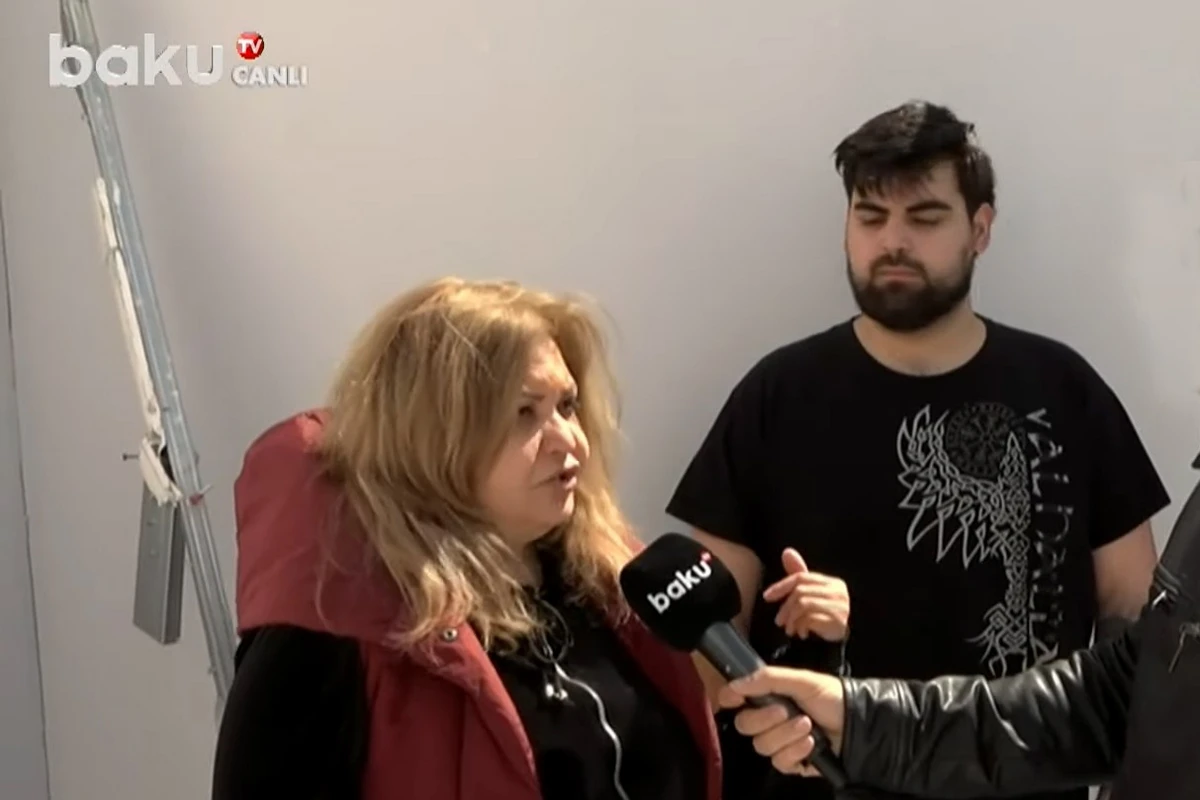 Güclü külək evin damını uçurdu: Xəsarət alan var - VİDEO