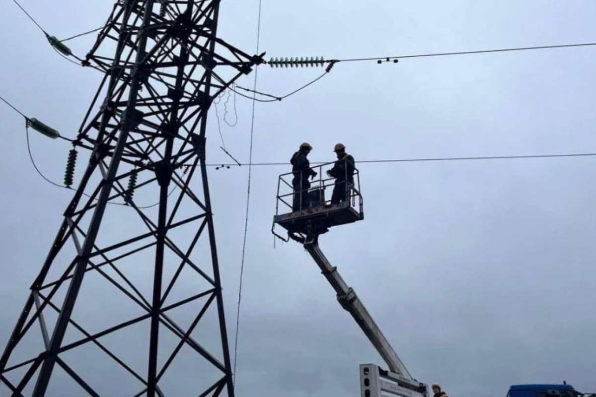 Rusiyada elektrik yarımstansiyasında partlayış - 12 min sakin işıqsız qalıb