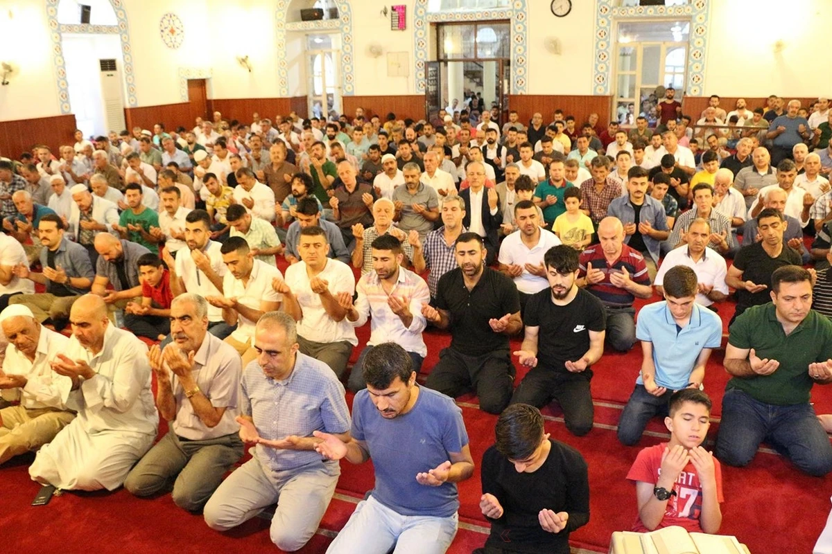Ramazan bayramının namaz vaxtı AÇIQLANIB