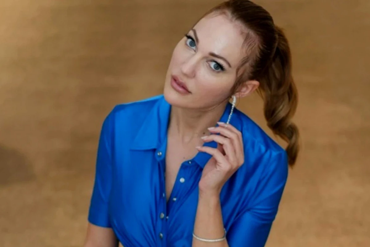 Meryem Üzerli fanatı ilə yemək yeyərək 4 milyon qazandı - FOTO