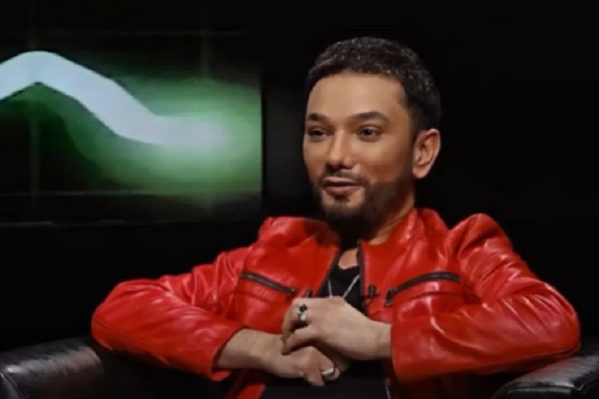 Xalq artisti Faiq Ağayev: “Qaşlarımı almıram, uşaqlıqdan belədir” - VİDEO