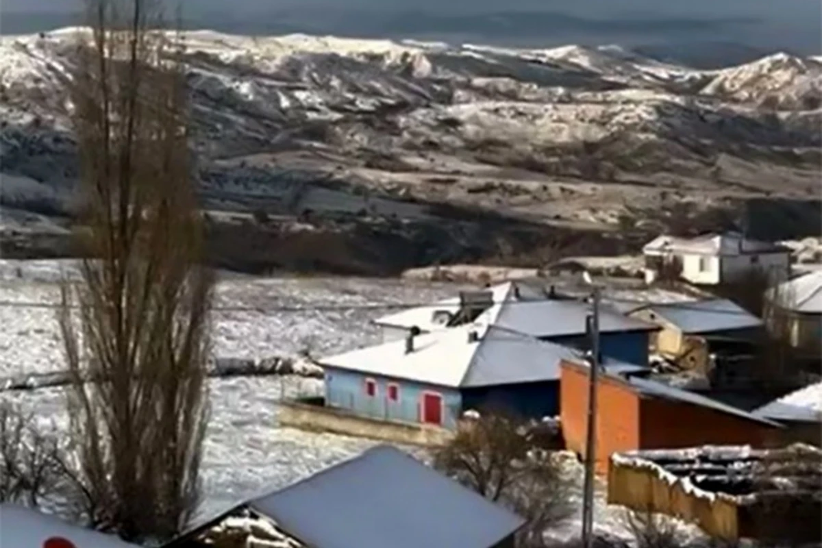 Apreldə Türkiyənin bu bölgəsinə qar yağdı - FOTO