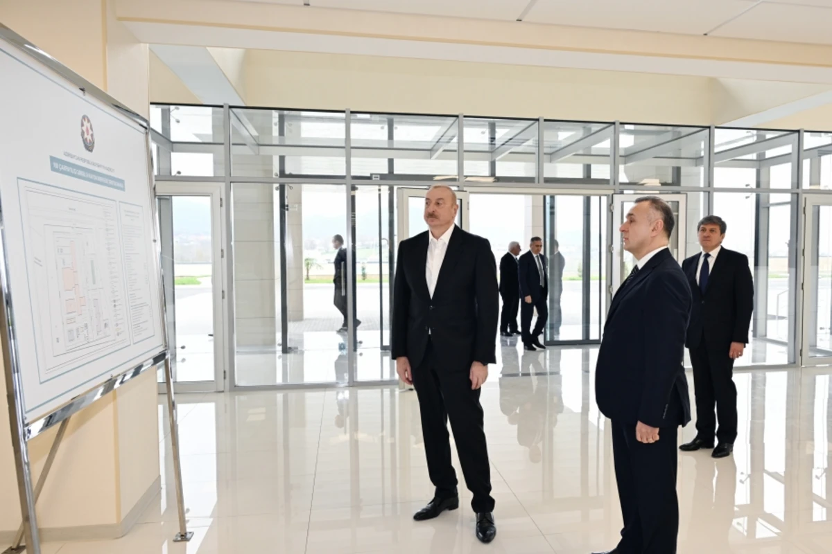 İlham Əliyev Qəbələ Rayon Mərkəzi Xəstəxanasının açılışında iştirak edib - YENİLƏNİB + FOTO