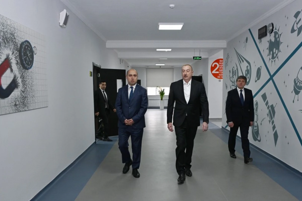 Prezident Bum qəsəbəsində tam orta məktəbin yeni binasının açılışında iştirak edib - YENİLƏNİB - FOTO