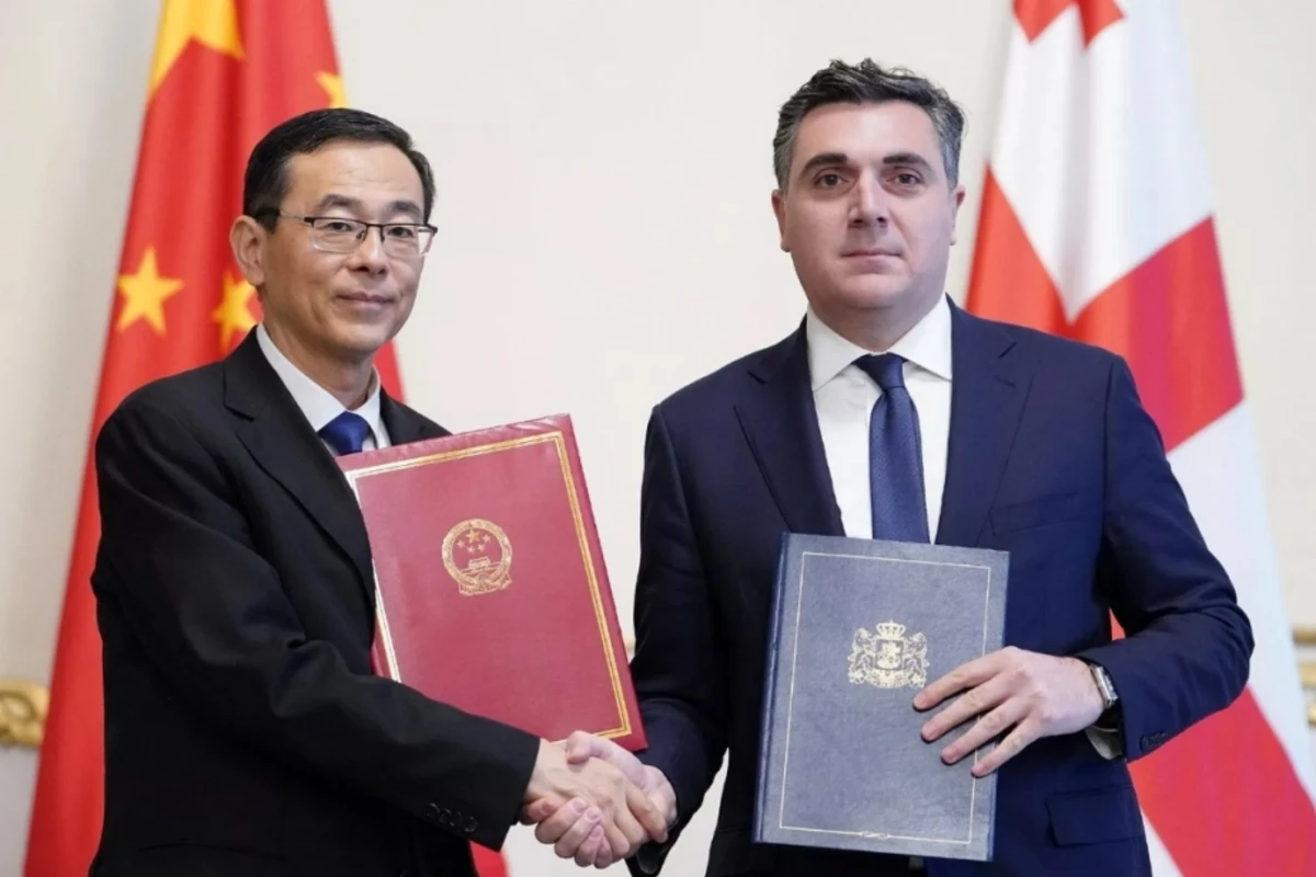 Gürcüstan ilə Çin viza rejimini ləğv ediblər Gürcüstan ilə Çin viza rejimini ləğv ediblər