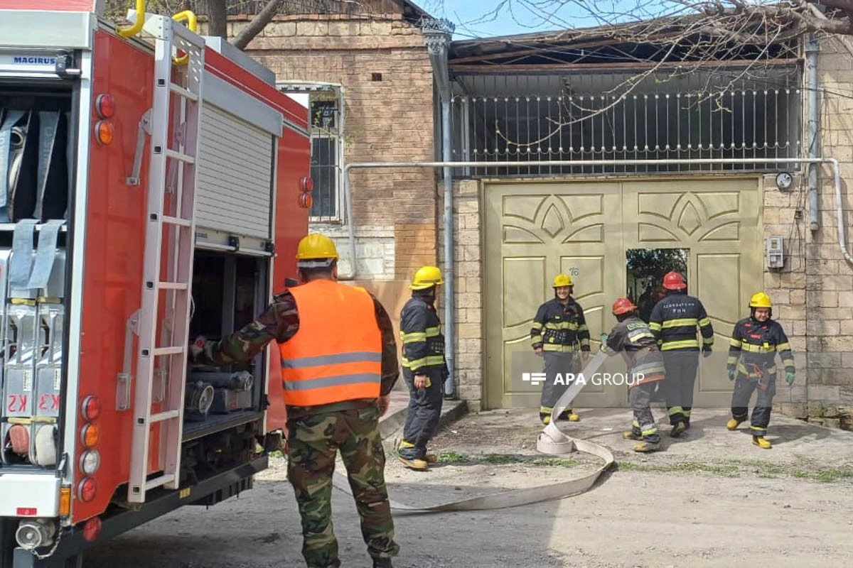 В Гяндже при пожаре погиб сын бывшего прокурора - ОБНОВЛЕНО