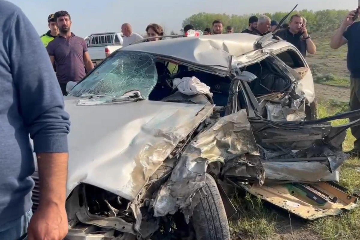 Kürdəmirdə ağır QƏZA - Ölən və yaralananlar var - FOTO