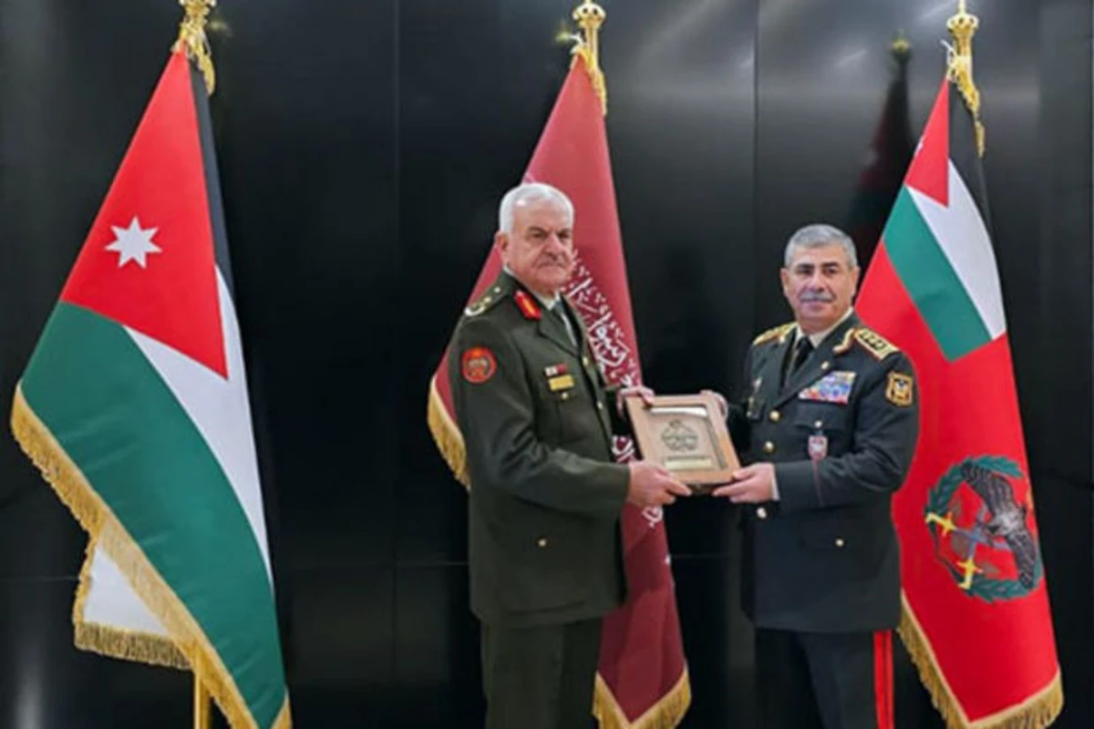 Azərbaycan və İordaniya arasında müdafiə sahəsində əməkdaşlığa dair saziş imzalanıb - FOTO Azərbaycan və İordaniya arasında müdafiə sahəsində əməkdaşlığa dair saziş imzalanıb - FOTO