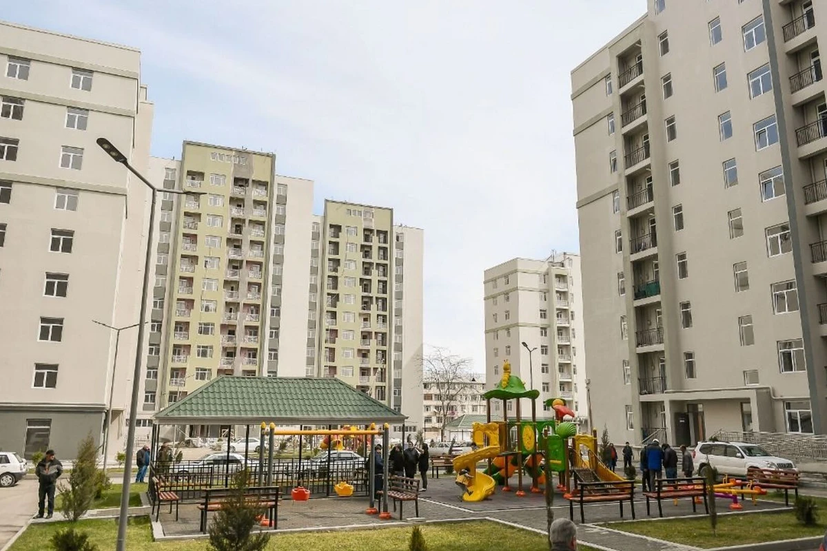 Bakıda ucuz qiymətə çıxarışlı mənzillər satılır - ÜNVANLAR