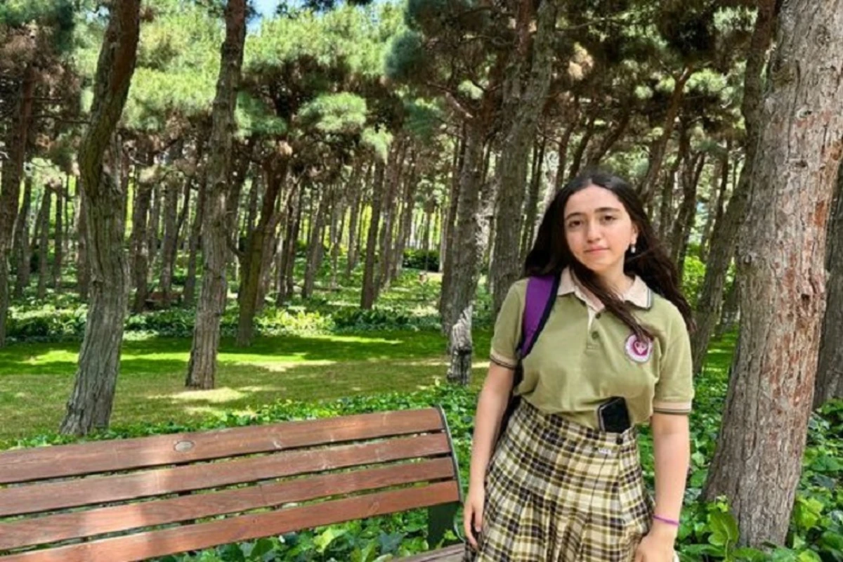 Yüksək bal toplayan şagird: “Hədəfim ADA Universitetində təhsil almaqdır” - FOTO