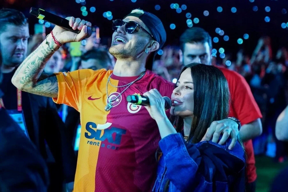 Simge Sağından İkardi etirafı