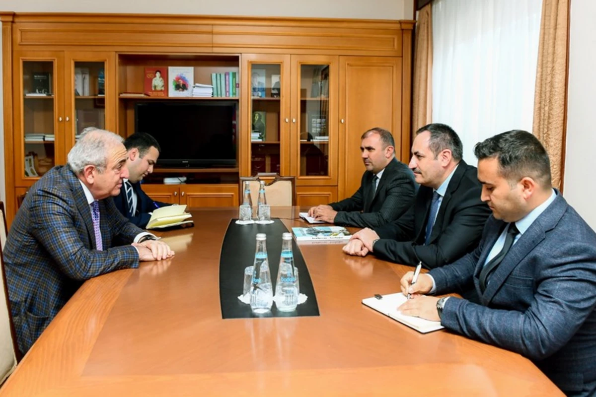Ali Məclisdə QDİƏT Parlament Assambleyasının baş katibi ilə görüş baş tutub - FOTO