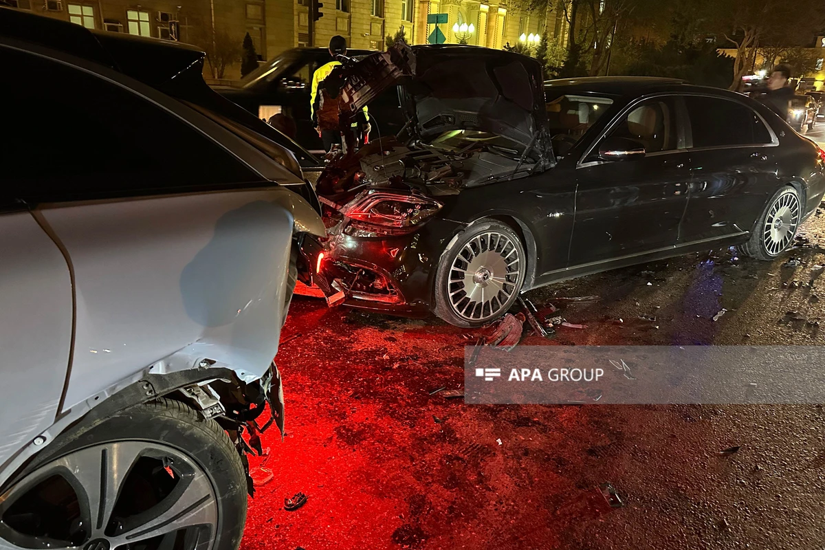 Bakıda yarım milyonluq maşın qəza törədib - FOTO/VİDEO