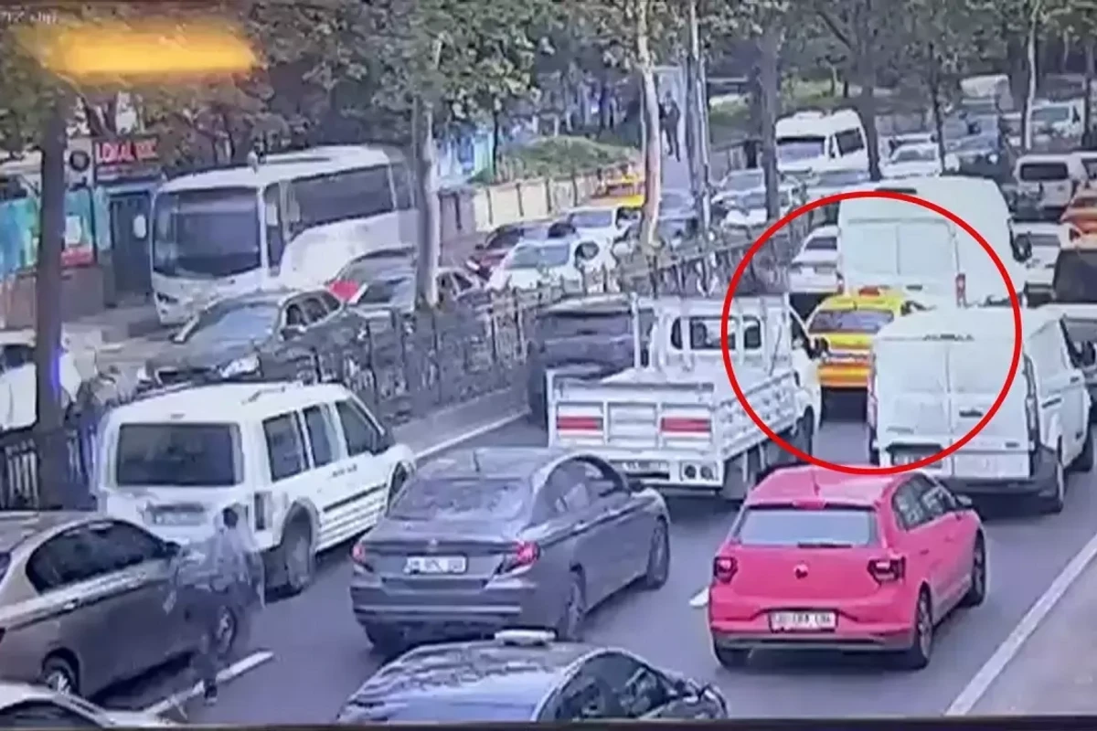 Taksi sürücüsünü öldürüb avtomobildən yerə atan İran əsilli şəxs həbs edildi - FOTO Taksi sürücüsünü öldürüb avtomobildən yerə atan İran əsilli şəxs həbs edildi - FOTO