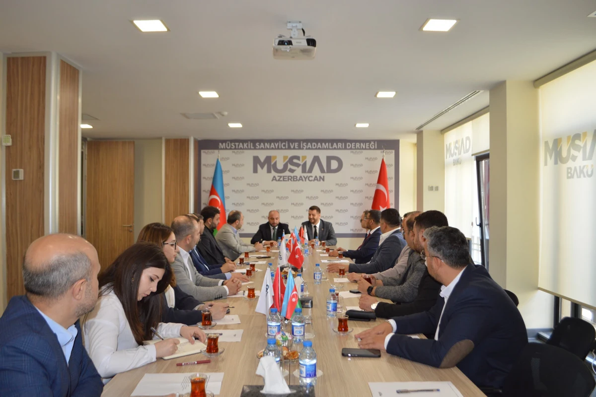 İş adamları MÜSİAD Azərbaycan dərnək mərkəzini ziyarət edib - FOTO İş adamları MÜSİAD Azərbaycan dərnək mərkəzini ziyarət edib - FOTO