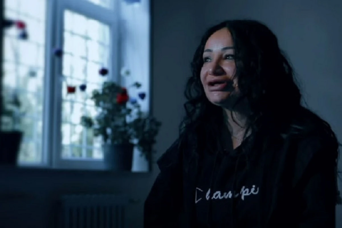 Məhkum ana həbsxanadakı ən çarəsiz gecəsindən DANIŞDI: “Qandalı açıb polisə verdim ki...” - VİDEO Məhkum ana həbsxanadakı ən çarəsiz gecəsindən DANIŞDI: “Qandalı açıb polisə verdim ki...” - VİDEO