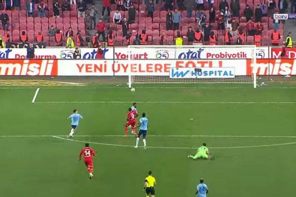 Gecənin qəhrəmanı Şahruddin oldu - VİDEO