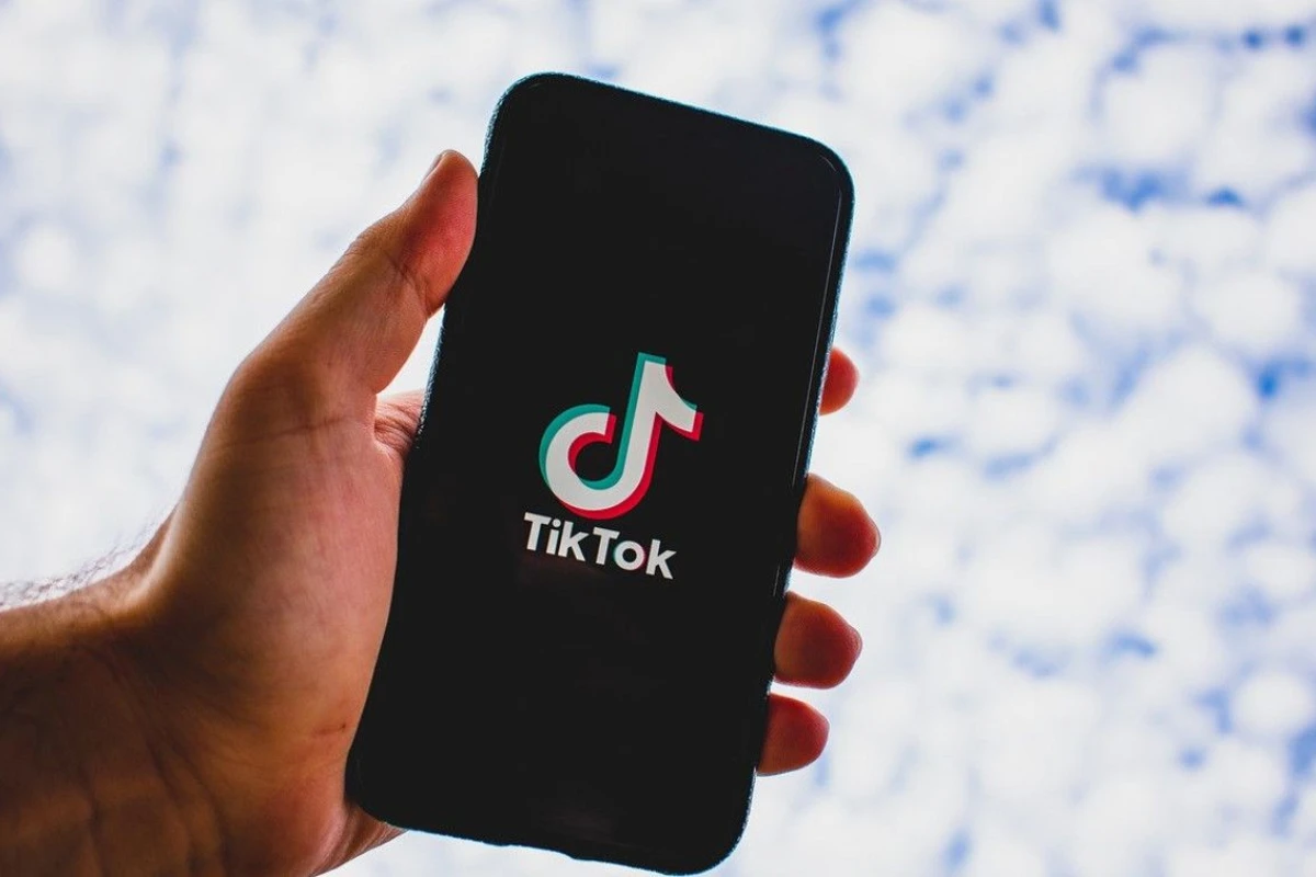 Bayden TikTokla bağlı qanunu imzaladı