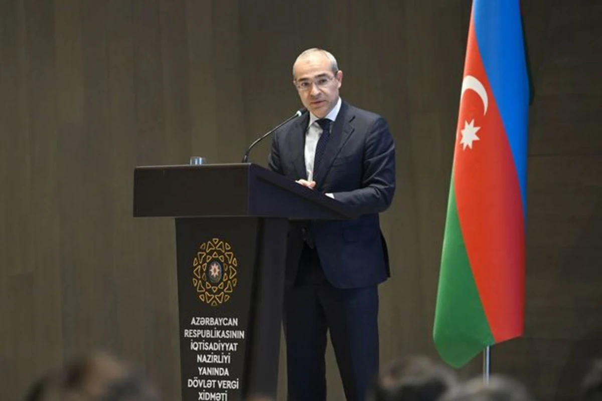 Mikayıl Cabbarov Sahibkarlar Günü ilə bağlı paylaşım edib - FOTO