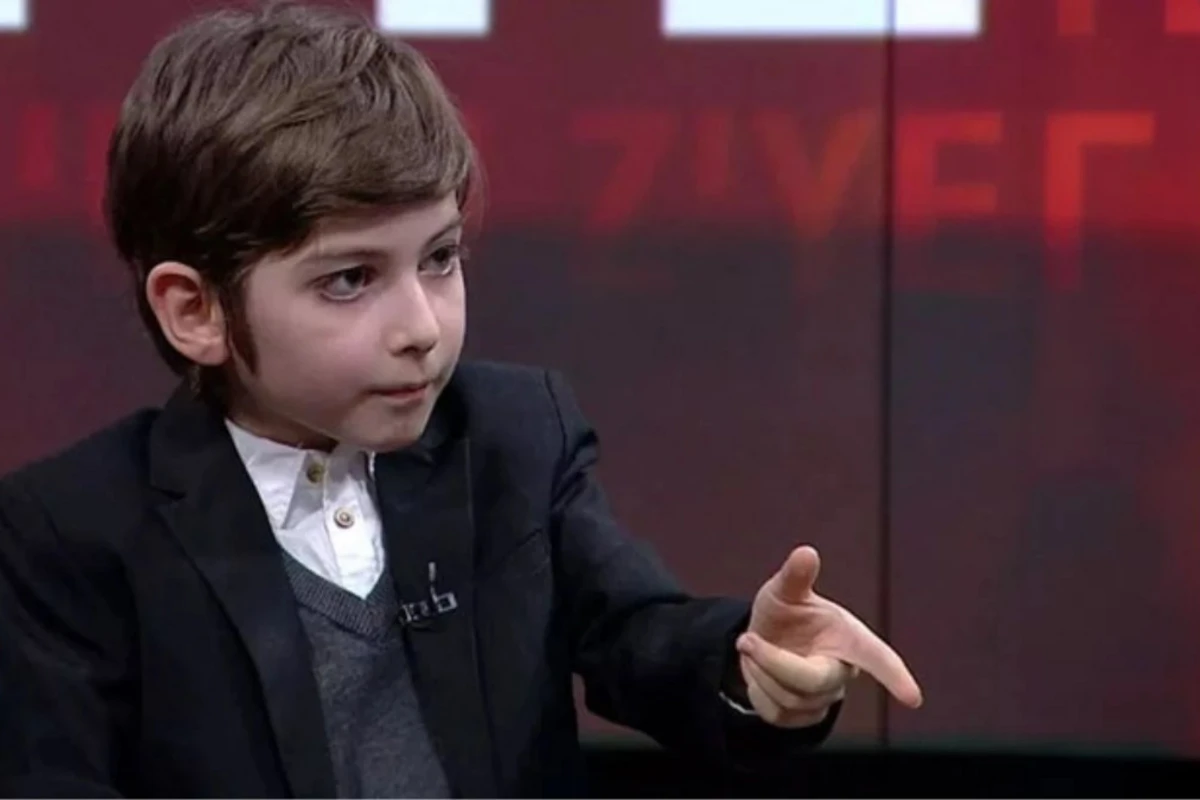 O indi 15 yaşlı böyük oğlandır - Filosof Atakanın son halı - FOTO