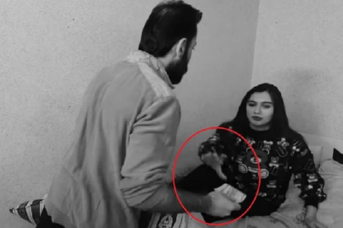 Bakıda kişi “Instagram”da tanış olub birlikdə yaşadığı qadını qətlə yetirib - VİDEO Bakıda kişi “Instagram”da tanış olub birlikdə yaşadığı qadını qətlə yetirib - VİDEO